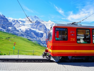 申请瑞士旅游签证需要行程单吗？